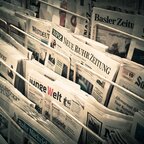 Tageszeitungen am Kiosk; Foto: Michael Gaida / Pixabay